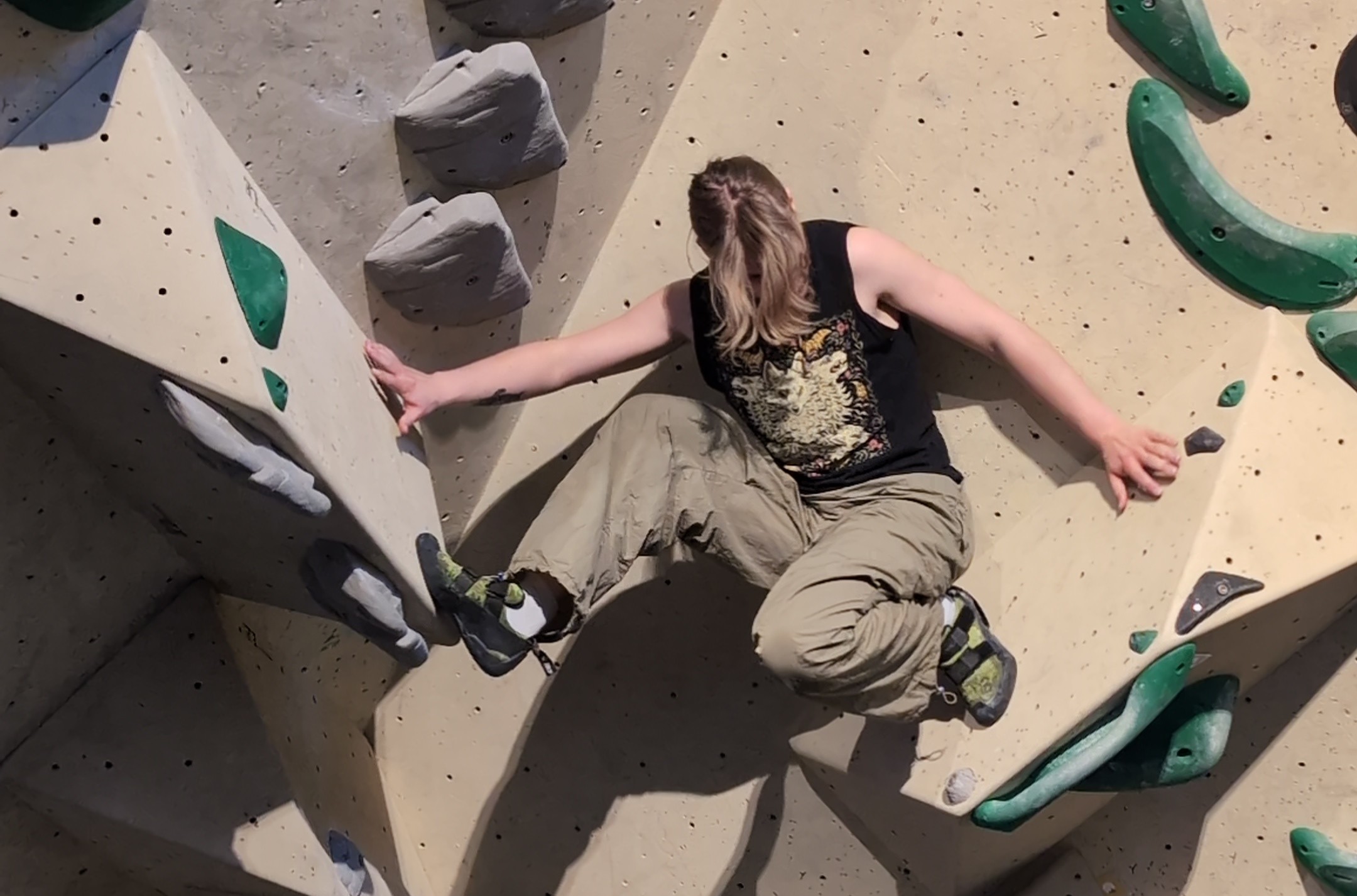 image of me being in a cool pose on a bouldering route